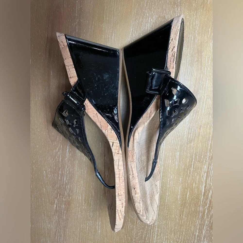 Coach Brookk Black Patent Leather Cork Wedge Sandals Signature Logo Size 7.5B